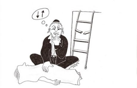 Человек, подымаясь по лестнице, сломал одну из перекладин, которая, падая, убила другого человека